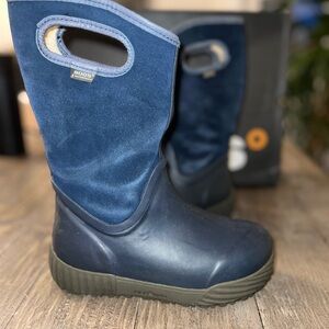 BOGS Kids' Dark Blue Wool lined Winter Boots 13
